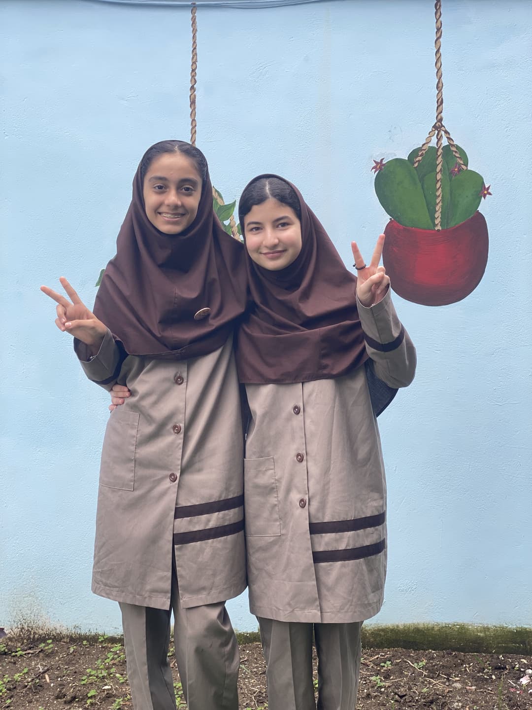 دبیرستان تمام هوشمند گنجينه خرد