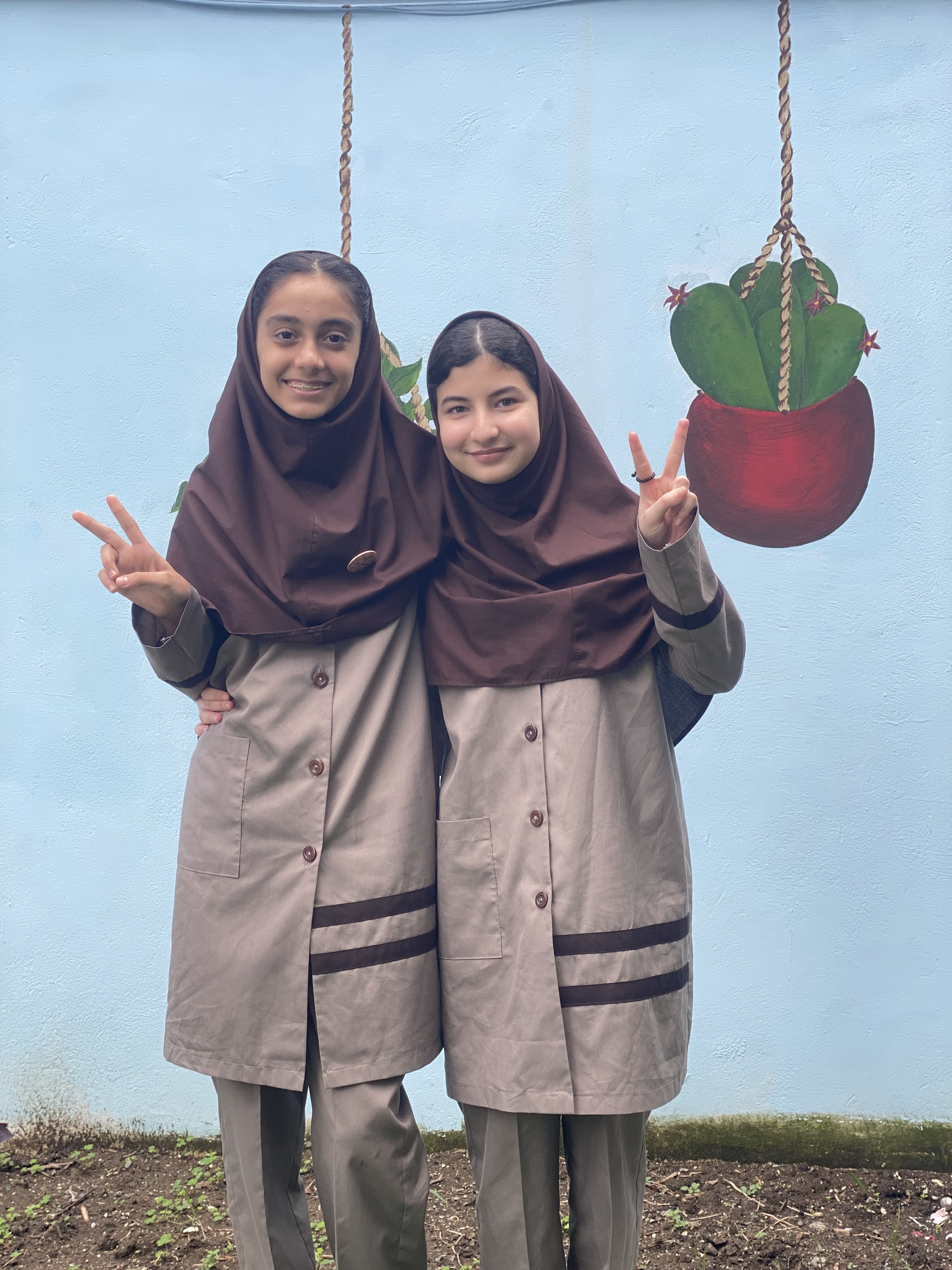 دبیرستان تمام هوشمند گنجينه خرد